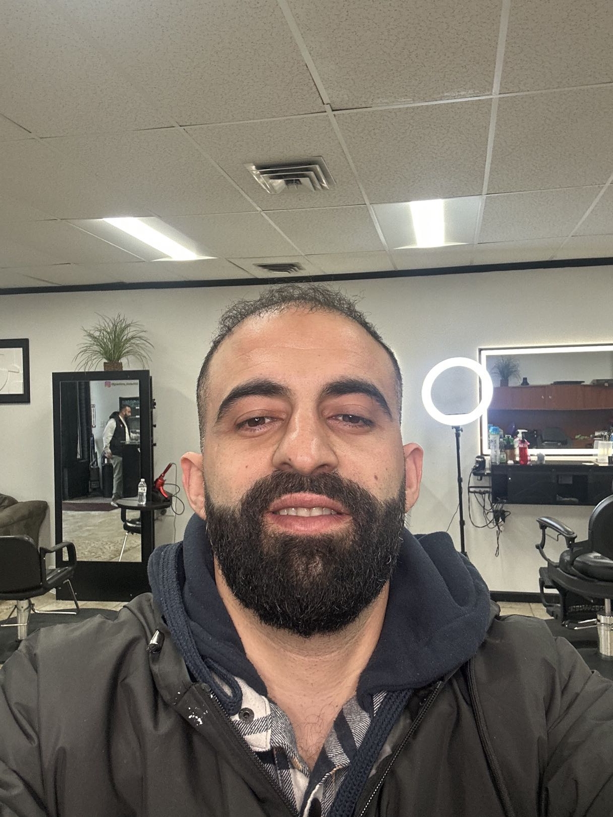 Hassan — Barber at Signature Cuts 413